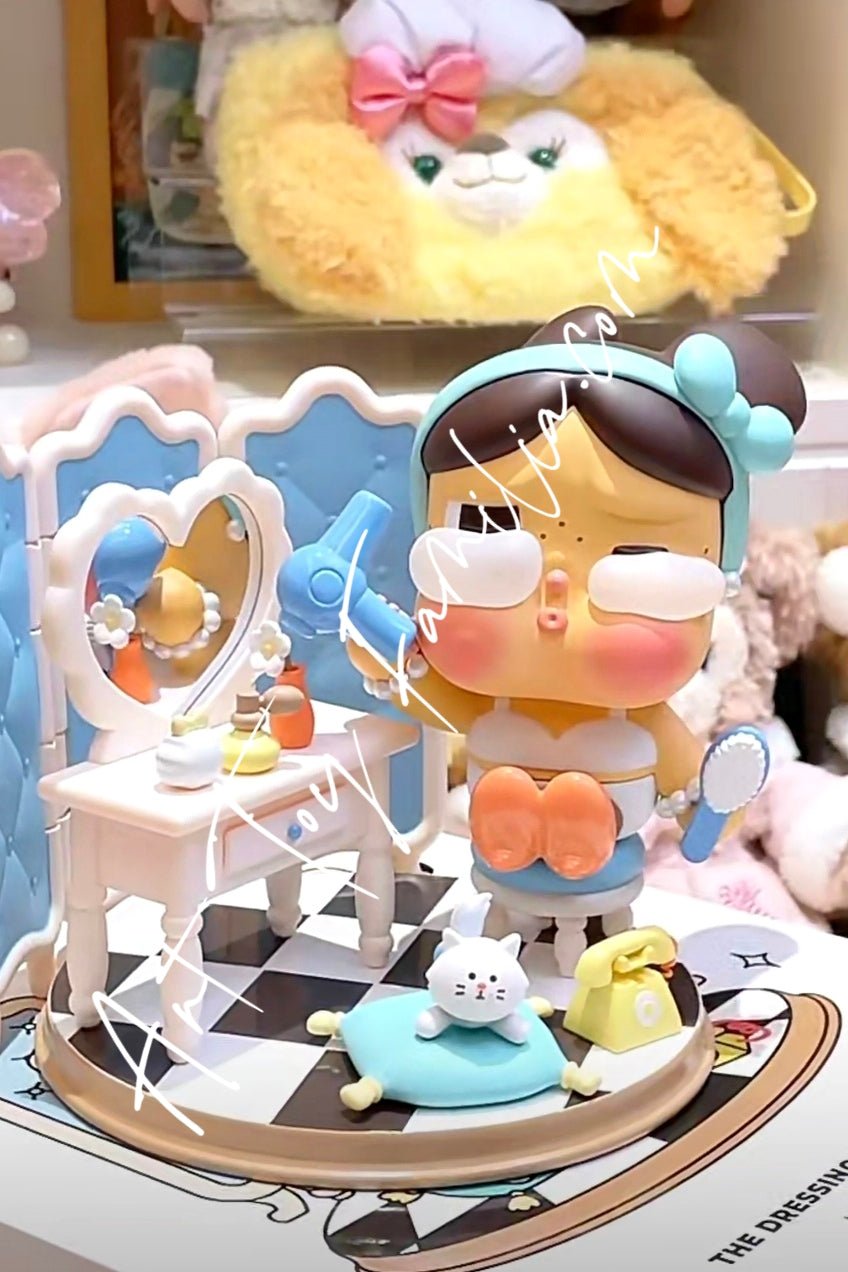 crybaby-the-dressing-room-figurinespecial-ver-POP Mart Crybaby