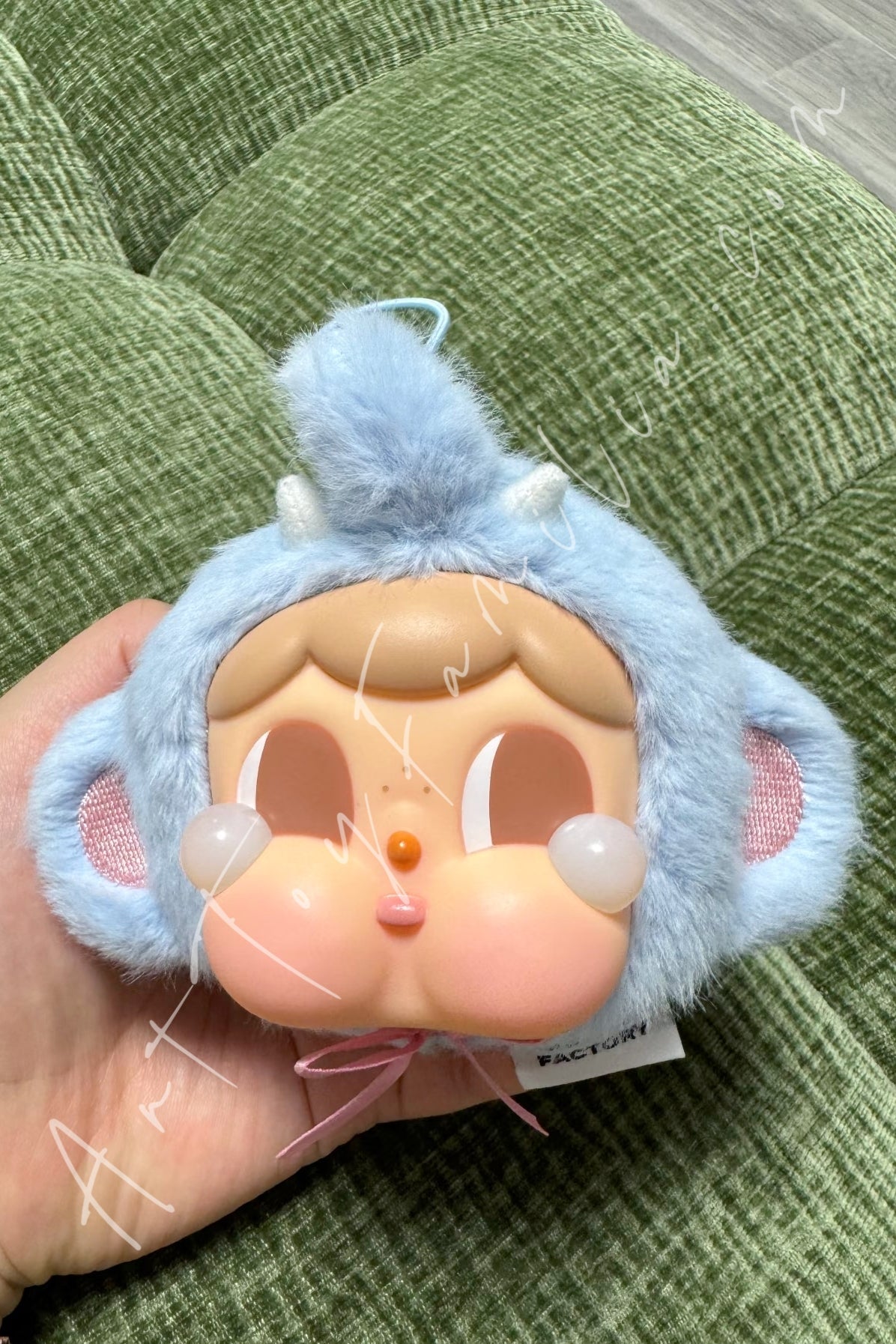 crybaby-crybuddy-crying-blob-sad-zoo-day-series-POP Mart Crybaby