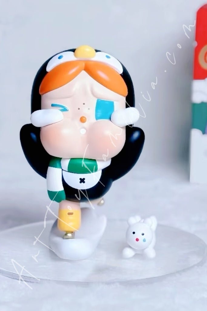 crybaby-lonely-christmas-series-POP Mart Crybaby