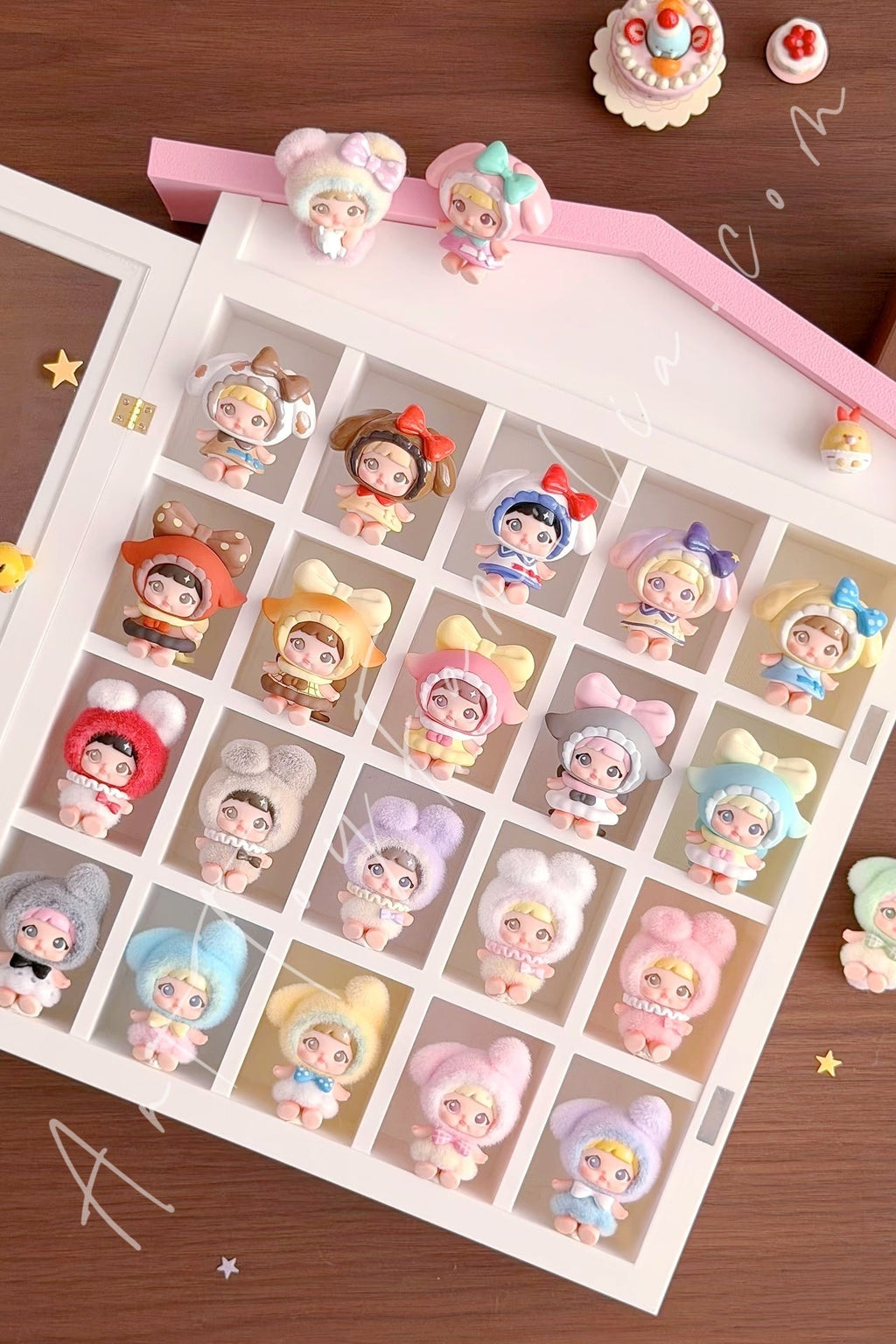 Nommi Sweetheart Plan Series Mini Figures