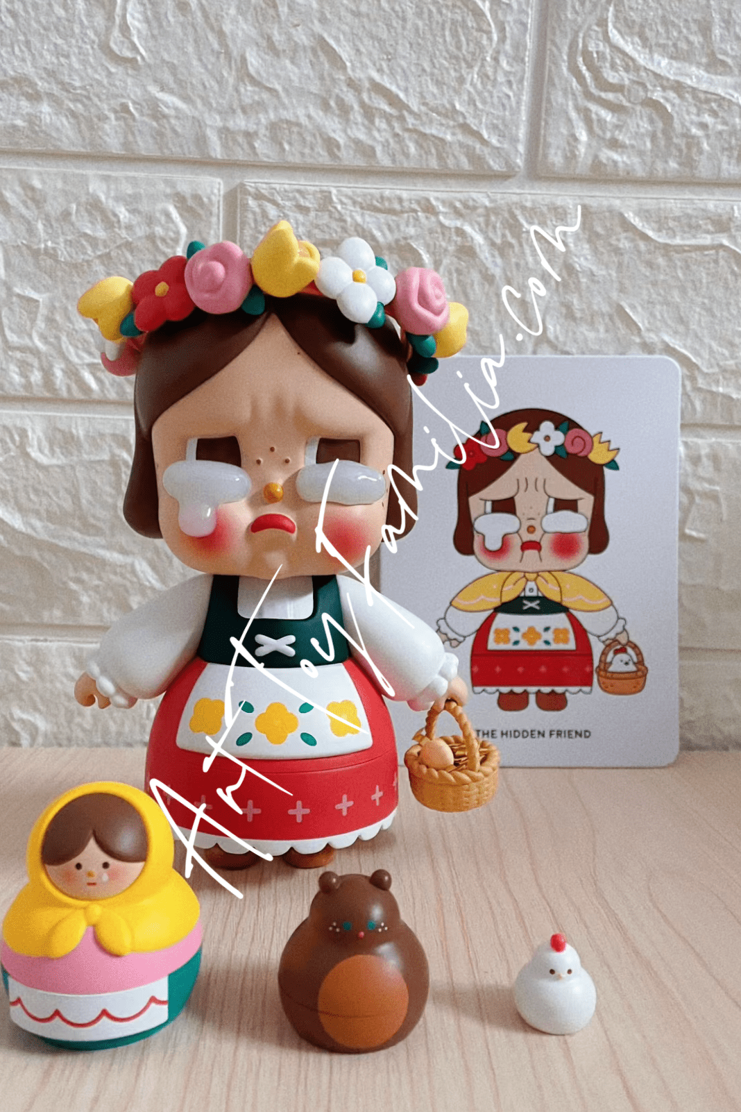 crybaby-my-russian-doll-figurine-POP Mart Crybaby